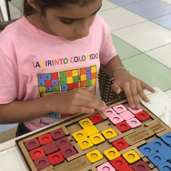 Labirinto Colorido - nossa missão