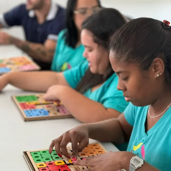 Labirinto Colorido - onde da para utilizar o jogo